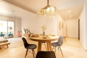 stylish flat walk to beach 29